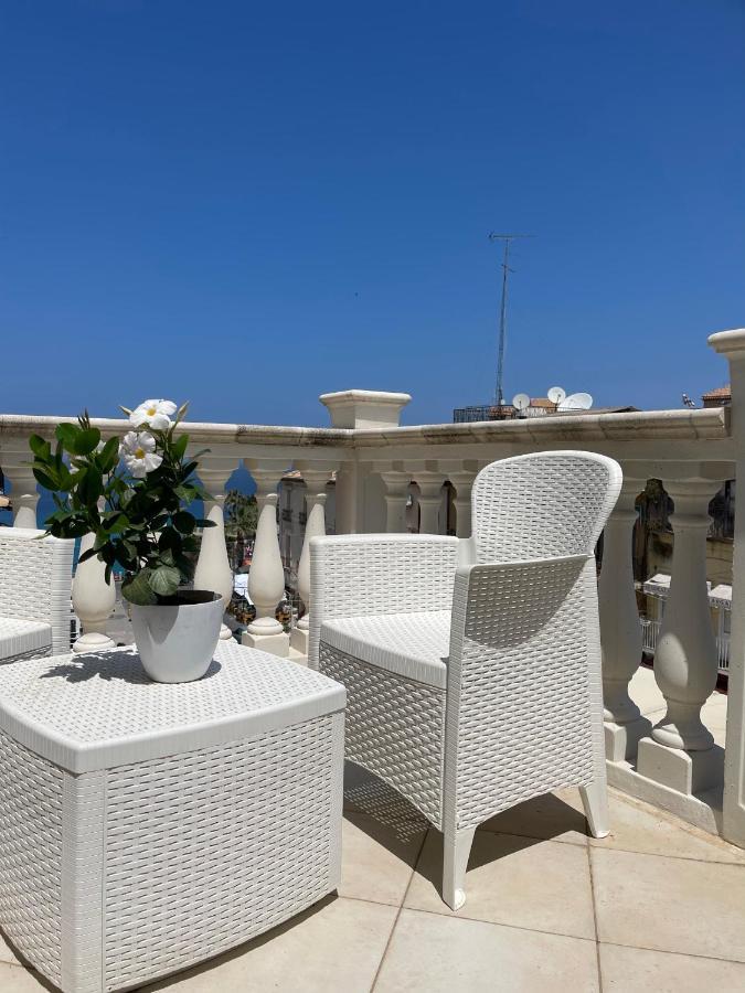 Bed and Breakfast Terrazzo Del Borgo Тропея Экстерьер фото